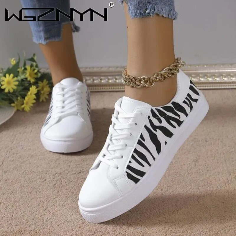 Uued kevadised naiste vabaajaspordijalatsid Mood Mugavus valged tossud Hingavad naiste tossud platvormkingad Zapatos De Mujer