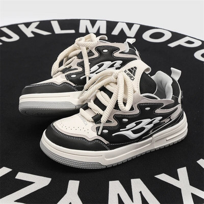 Klasikiniai vyriški, moteriški, laisvalaikio sportbačiai Prekės ženklo dizaino sportbačiai, moteriški batai riedlentei Retro porai skirti odiniai sportiniai batai vyrams