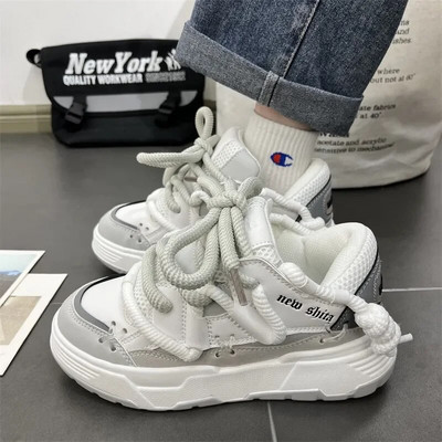 Klasikiniai vyriški, moteriški, laisvalaikio sportbačiai Prekės ženklo dizaino sportbačiai, moteriški batai riedlentei Retro porai skirti odiniai sportiniai batai vyrams