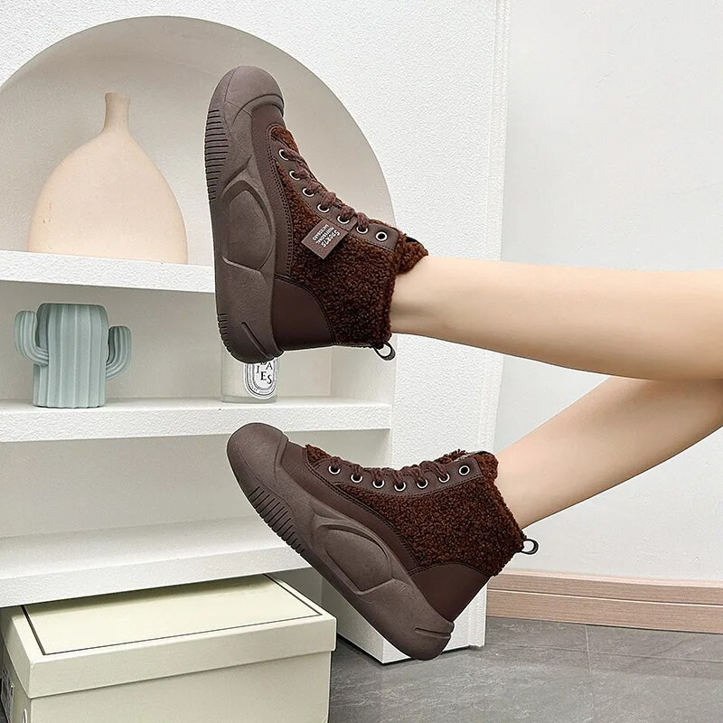 Naiste talvised poolsaapad Uued vabaaja spordisoojendusega rulajalatsid Naiste platvorm Pluss plush lumesaapad Jalatsid Botas De Mujer