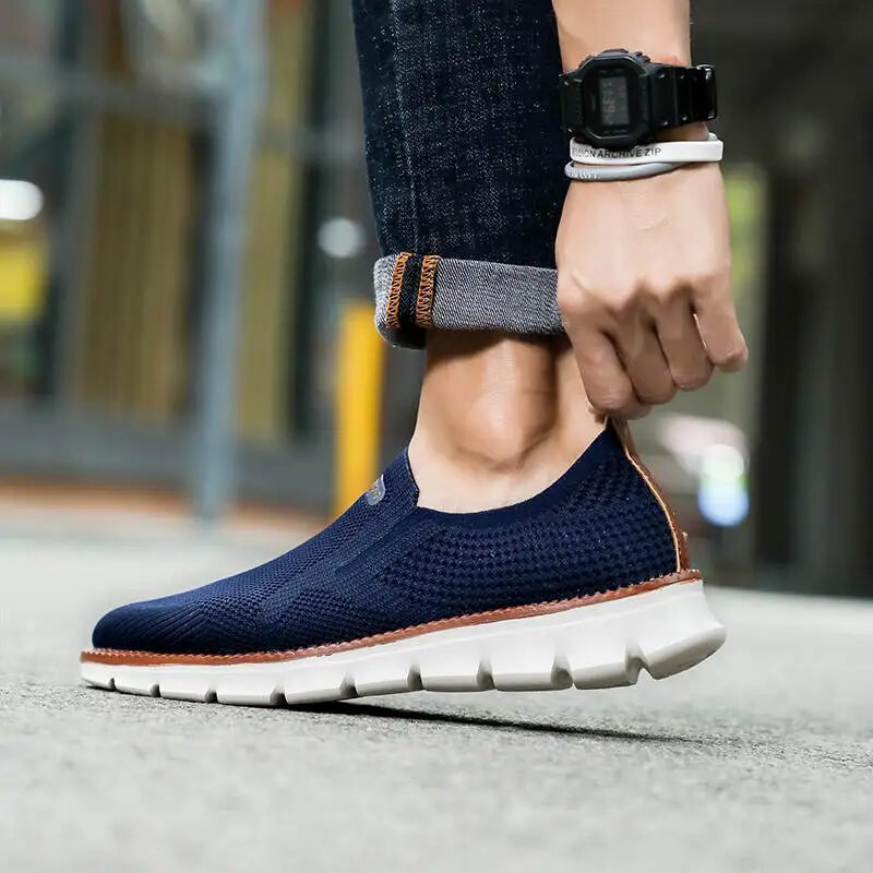 Tossud Meeste Jalatsid Võrgust vabaajapüksid Ühevärvilised Slip On Meeste libisemisvastased jalanõud 2023. aasta tööjalatsid meestele, kes sõidavad tennist