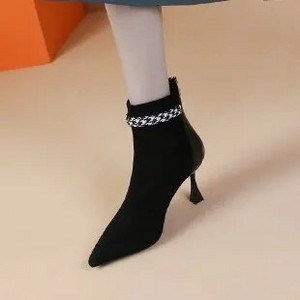 Ψηλοτάκουνα παπούτσια Φόρεμα με μυτερές μπότες γυμνές μαύρες μπότες με λεπτό τακούνι Μόδα μποτάκια ρετρό γυναικεία παπούτσια Γυναικείες μπότες