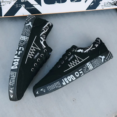 Kingad Meeste vabaajajalatsid Lõuend Kerged Mugavad tossud Õues kõndimine 2021 New Flats Meeste kingad Mood Zapatillas Hombres6g