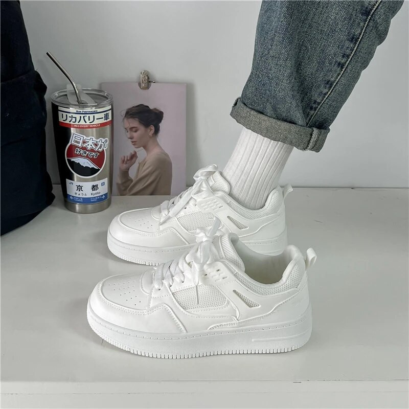 Καλοκαιρινά λευκά γυναικεία πάνινα παπούτσια 2023 Διχτυωτό αναπνεύσιμο χοντρό κάτω γυναικεία μικρά λευκά παπούτσια Μόδα Ευέλικτα γυναικεία παπούτσια τένις