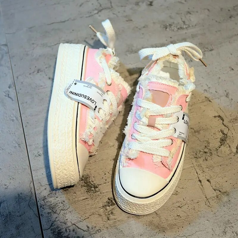 Narmitud lõuendiga tossud naistele Disainer Harajuku kingad Hip Hop Girl Platform tossud Naine Ahastuses kingad Punased Plimsollid