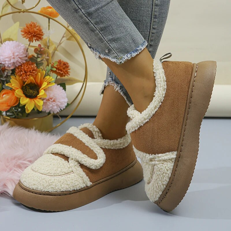 Tople pamučno podstavljene cipele od janjeće vune Ženske 2023. Nove ravne, deblje plišane zimske čizme Ženske neklizajuće debele gležnjače čizme za snijeg