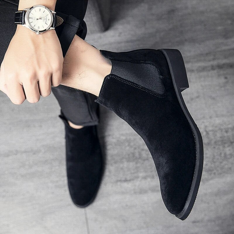 Chelsea čizme za muškarce, crna umjetna antilop koža, poslovni špic, ručno rađene modne gležnjače, ležerne kratke čizme, muške kožne čizme