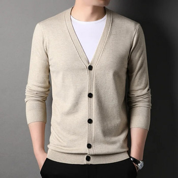 Нова пролетно-есенна плетена жилетка за мъже, едноцветна жилетка с v-образно деколте, тънък пуловер, модни ежедневни едноредни пуловери с жилетка