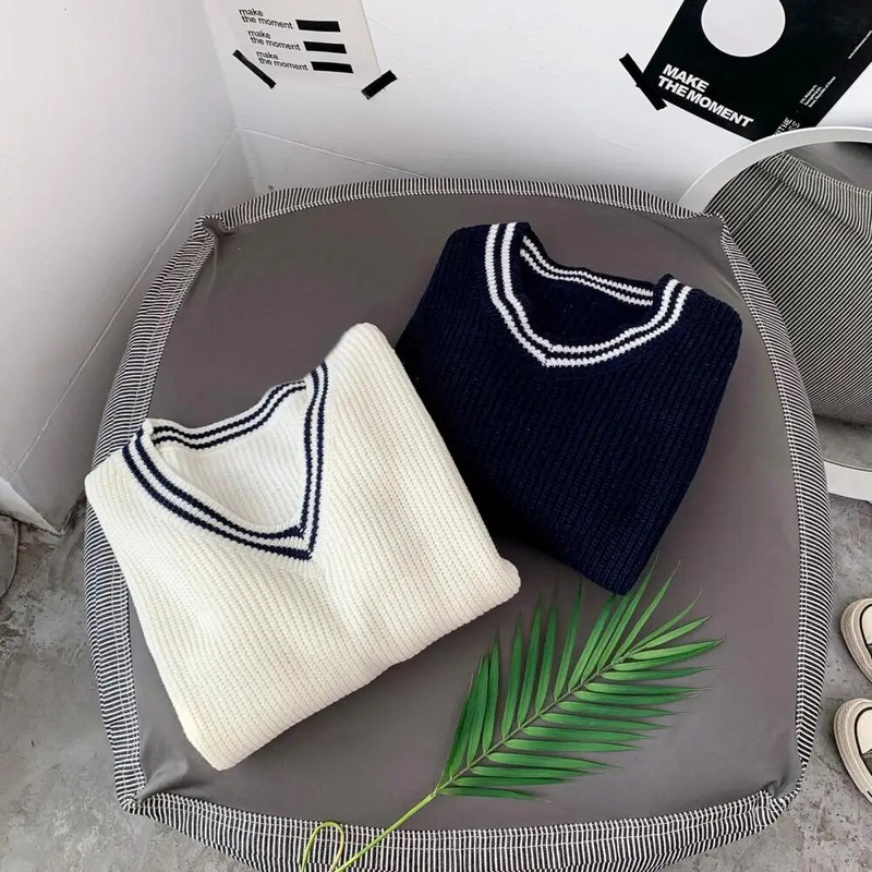 Megztiniai Vyriški dryžuotas V kaklo megztas rudeninis paprastas korėjietiškas stilius Harajuku mada, laisvalaikio poros Prašmatni, laisva Nauja