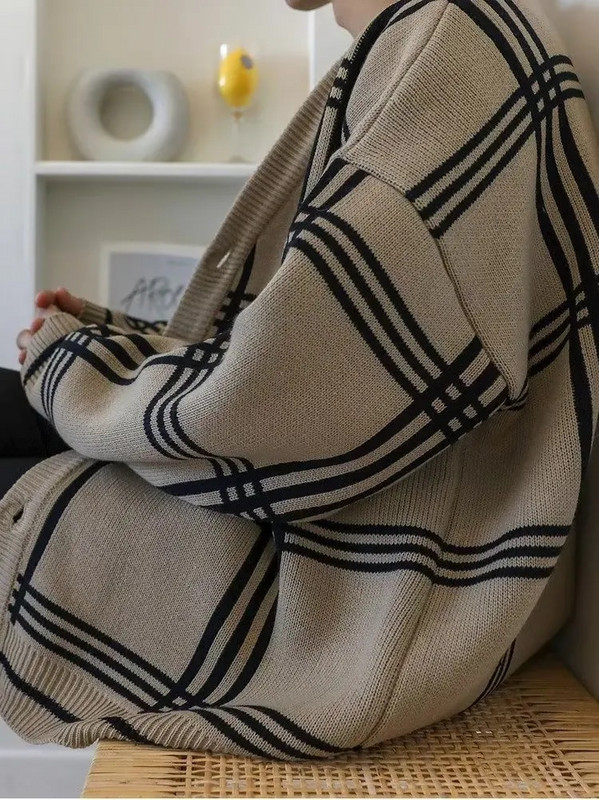 Korea versioon Kevadine ja sügisene meeste silmkoeline kampsun jakk Uus trendikas täiesti sobiv ülerõivas vabaaja kampsun Meeste V-kaelusega jakk