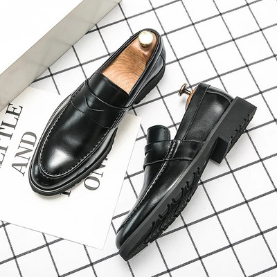 Vīriešu ādas dizaineru zīmols ikdienišķa klasiska stila vīriešiem Smaids, elpojošs biroja apavi Svinīgi biznesa apavi Kleita Apavi Plakani 48