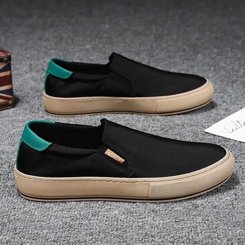 2023 Kuumad vabaajajalatsid Mood Rohelised Lõuend Loaferid Hingavad Slip-On Kingad Meeste Lamedad tossud Mugavad sõidujalatsid Meeste