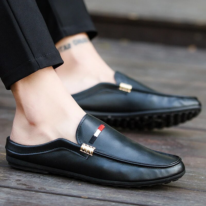 Vabaajajalatsid Meeste Nahkjalatsid Lameda põhjaga isikupära valge mokassiinid Meeste jalatsid Heledad sandaalid Kingad Chaussure Homme