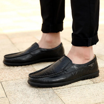 Ежедневни мъжки обувки от  кожа Дишащи меки мъжки мокасини Италиански маркови мокасини Черни обувки за шофиране Плюс размер 37-47