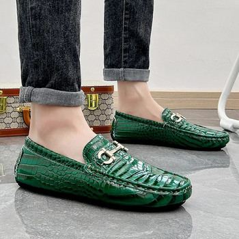 Големи размери 38-48 Модни зелени мокасини Мъжки меки удобни приплъзващи се мъжки ежедневни кожени обувки Крокодилски мокасини за мъже Шофьорски обувки