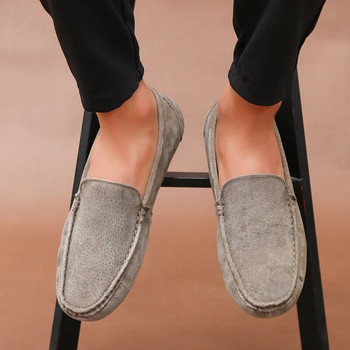 Νέα ανδρικά casual παπούτσια Μόδα καλοκαιρινά ανδρικά παπούτσια Suede δερμάτινα ανδρικά loafers μοκασίνια Μάρκα slip on ανδρικά επίπεδα παπούτσια οδήγησης Μαύρα