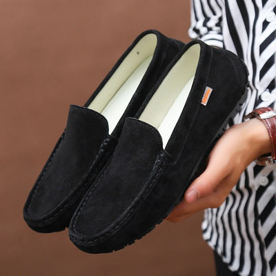 Νέα ανδρικά casual παπούτσια Μόδα καλοκαιρινά ανδρικά παπούτσια Suede δερμάτινα ανδρικά loafers μοκασίνια Μάρκα slip on ανδρικά επίπεδα παπούτσια οδήγησης Μαύρα