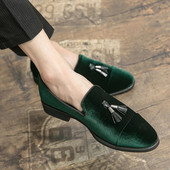 Kvaliteetsed Slip-on Rohelised Loafers Meeste Tutt Pehmest Nahast Mokassiin Lamedad Kõndimisjalatsid Meeste Kingad Vabaajajalatsid Nubuknahast kingad