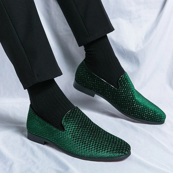 2023 Νέα Velvet Ανδρικά Loafers Πολυτελή μάρκα παπούτσια Slip on toe Party Wedding Shoes Fashion Ανδρικά Loafers Black Wine Red Flats
