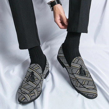Σχεδιαστής πολυτελείας Νέα ρετρό ανδρικές μυτερές φούντες Σχέδιο λουστρίνι Παπούτσια Loafers Ανδρικά υποδήματα φορέματος για γάμους