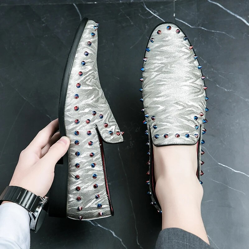 Νέα ανδρικά μυτερά ασημένια πιτσίνια loafter λουστρίνι casual παπούτσια Αντρικό επίσημο νυφικό Homecoming Sapato Social Masculino