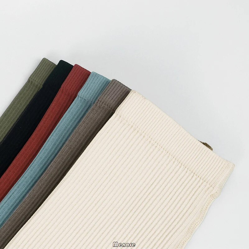 Seksikad soonikuga triibulised retuusid Naiste õmblusteta kootud jooga spordiretuusid Fitnessiks Slim Push Up Scrunch Leggins jõusaali treeningpüksid