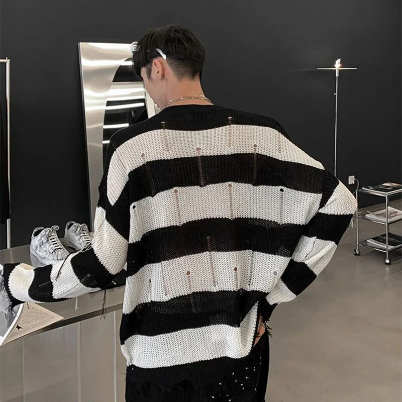 Proljeće ljeto Modni muški pulover s poderanim rupama s resicama i dugim rukavima Crno-bijeli pleteni pulover s ovratnikom i crno-bijelim prugama Ležeran par za sve kombinacije