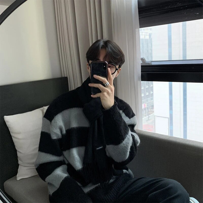 2023. aasta kootud heledad luksuslikud pulloverid, kampsun, meeste vabaaja triibuline vintage vaba kaelaga ühevärviline pikkade varrukatega mantel tänavarõivad