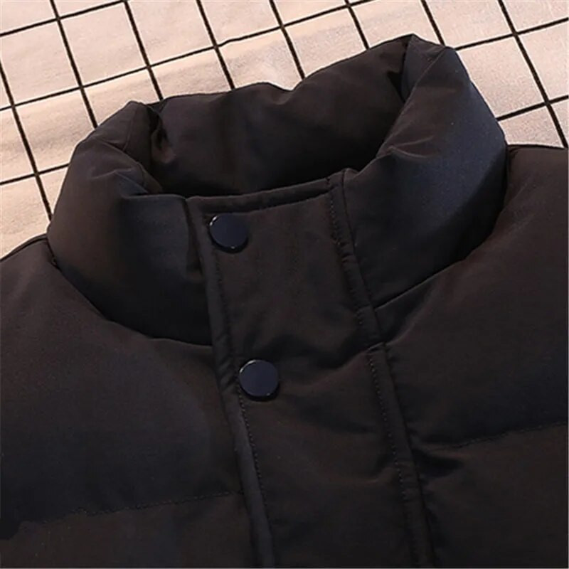 Rudens žiemos balta liemenė striukė Vyriška madinga striukės be rankovių Vienspalvės šiltos liemenės Storos juodos liemenės Vyriški drabužiai 2022 m.