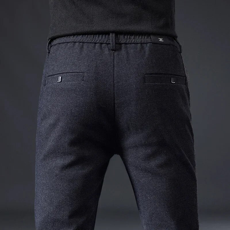 Φθινοπωρινό, χειμερινό βουρτσισμένο ύφασμα, καθημερινό παντελόνι ανδρικό χοντρό Επαγγελματικό κορδόνι ελαστικό στη μέση Λεπτό μαύρο παντελόνι Ανδρικό συν μέγεθος 38