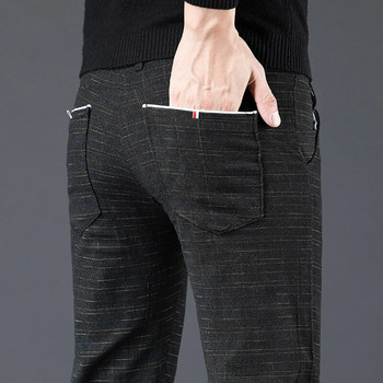 Есенно-зимни изчеткани мъжки тънки панталони имитация на памучно бельо Еластични малки прави карирани бизнес ежедневни черни панталони