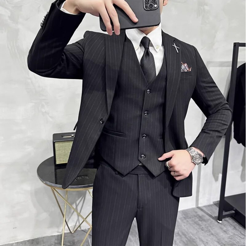 （Jakna+prsluk+hlače）Klasična prugasta uska poslovna odijela visoke marke u korejskoj verziji Muški svečani kompleti Muška vjenčana odijela
