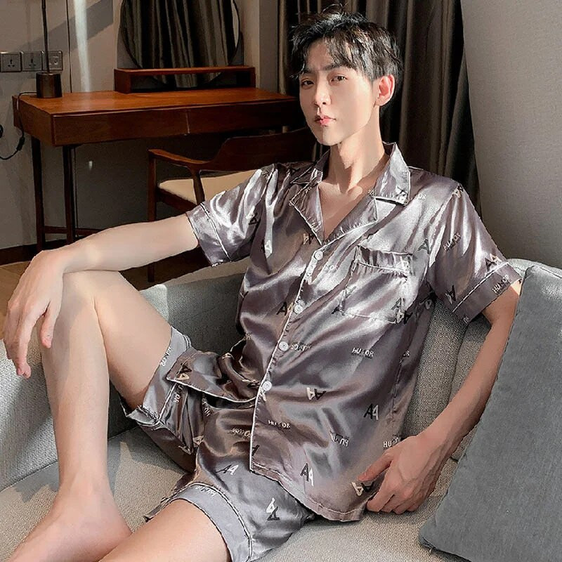 Meeste mugavad pidžaamad, 4XL 5XL, 90 kg, lühikeste varrukatega vabaaja kodukandmine, suvine siidist poisi pidžaamakomplekt vaba aja magamisriiete komplekt