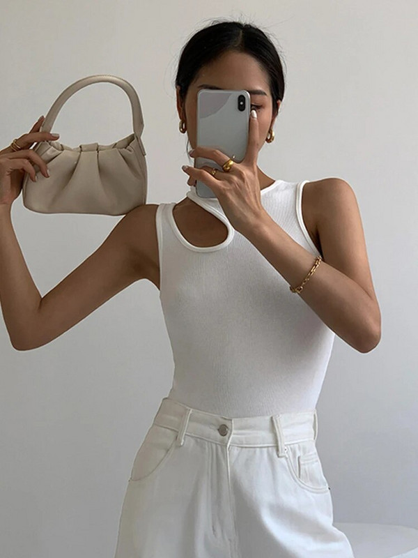 Įprasti y2k balti iškirpti moteriški apatiniai marškinėliai be rankovių, ploni marškinėliai Moteriški drabužiai 2022 m. vasaros mados crop top moterų camisetas