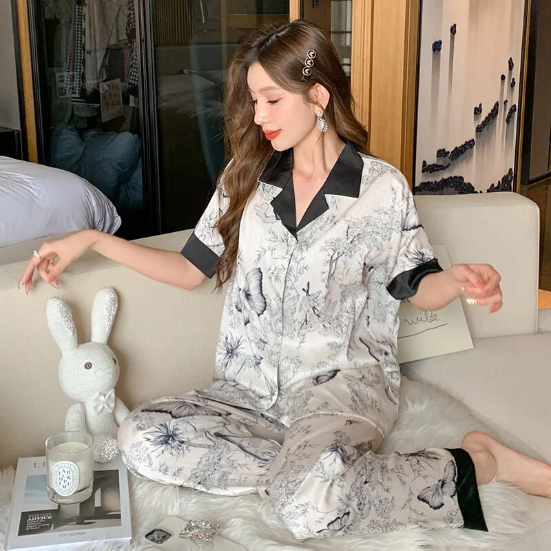 Ženske luksuzne pidžame Tanke pidžame Ženska spavaćica Elegantne ženske pidžame od umjetne svile s reverima Kratki rukavi Pidžame s dugim hlačama