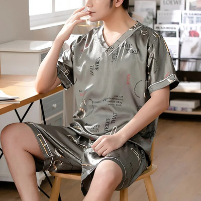 Meeste satiinist T-särk Meeste V-kaelusega lühikeste varrukatega vabaaja T-särk lahtised pidžaamatopsid Trükitud Salongirõivad Magamisriided T-särgid Topid