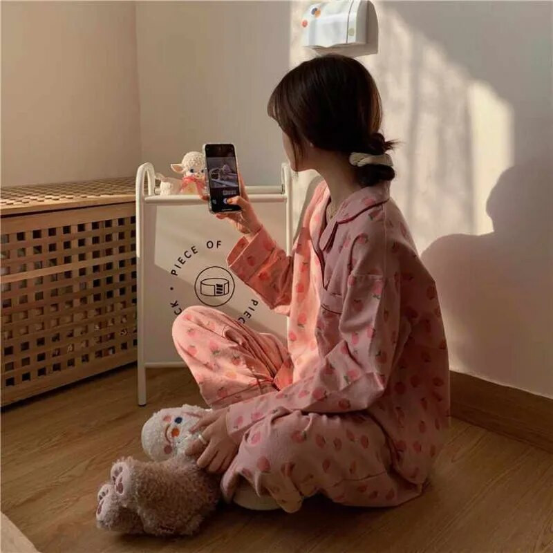 Strawberry Ženska pidžama Set za dom Odjeća za spavanje s džepovima Odijelo s hlačama dugih rukava 2 komada Jesenska noćna odjeća s gumbima u korejskom stilu