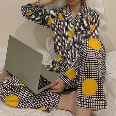 Proljetni 2-dijelni stilski i uslužni komplet pidžama Kućna karirana ženska ženska jesenska pidžama Hlače s ležernim mrežastim reverom, crvene dugih rukava