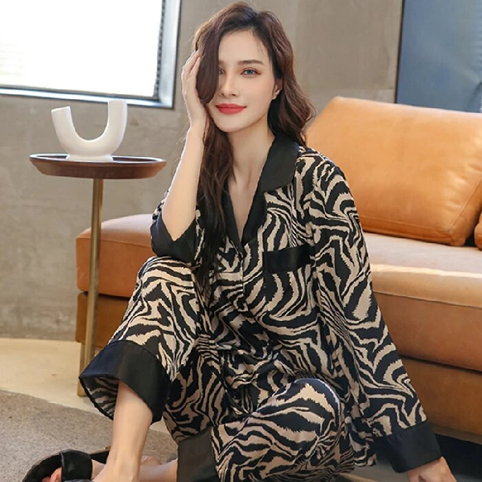 Komplet pidžama za žene Luksuzna pidžama od slatkog satena Ženska elegantna kućna odjeća s dugim rukavima i dugim hlačama Kompleti za spavanje