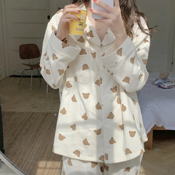 Ризи с карикатурно мече + панталон Комплект пижами от две части Дамски корейски спално облекло с щампа Kawaii Памучен домашен костюм Ретро домашно облекло