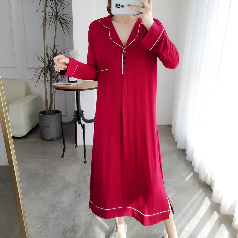 Naiste kevad-sügis ja -talv suures suuruses avar Modaalne öösärk, ühevärviline kodune seljas must öösärk taskukleidiga