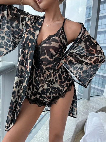 Летен дамски пижамен комплект с леопардов ръкав и мрежеста роба с колан и кръстосана нощна риза без гръб