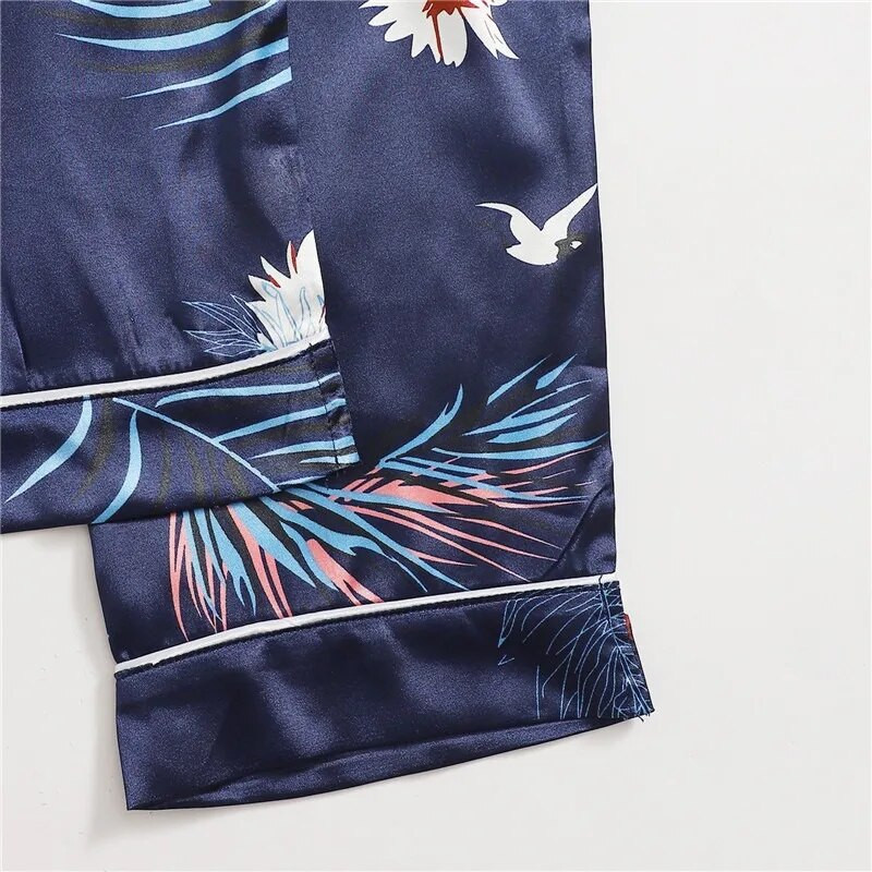 Naiste pidžaamakomplektid Satiinist magamisriided, siidist, 4 osast öörõivad, pidžaamarihmaga, pitsiga magamispidžaama rinnapatjadega