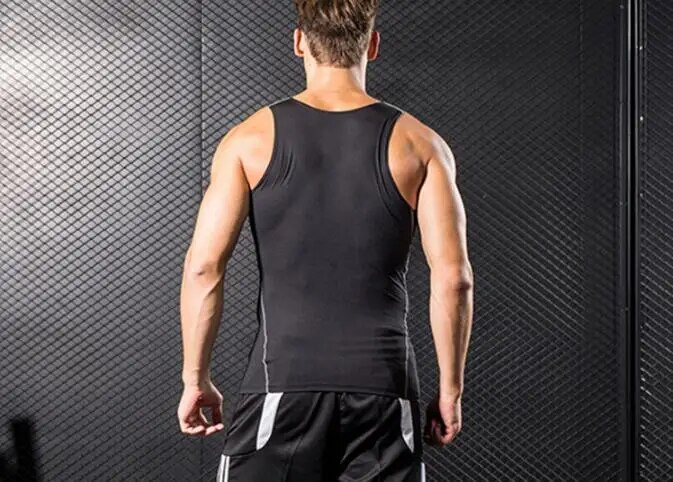 7 värvi Meeste Compression Jooksmine Kiiresti kuivav T-särk Fitness Sport Meeste sukkpüksid Varrukateta Spordisärgid Jõusaali spordirõivad