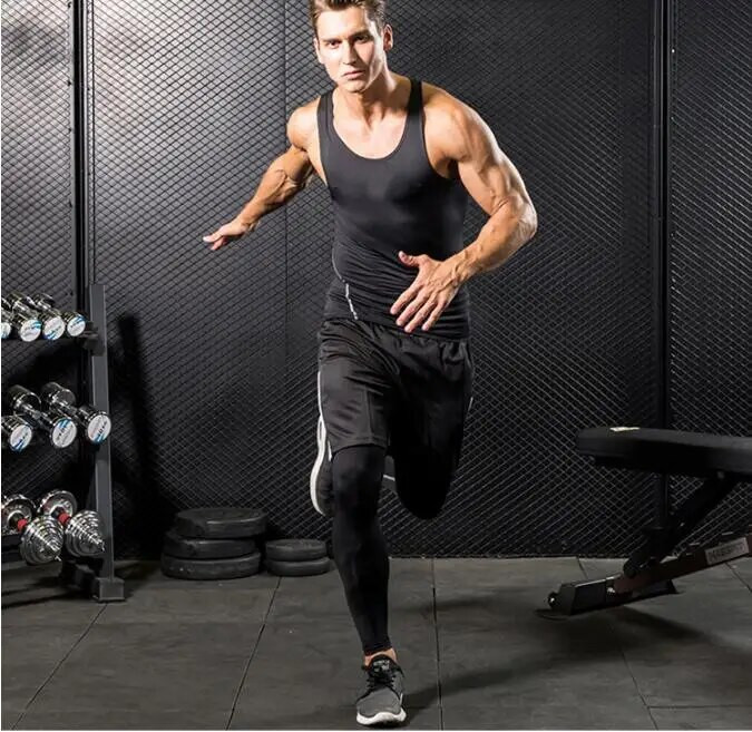 7 värvi Meeste Compression Jooksmine Kiiresti kuivav T-särk Fitness Sport Meeste sukkpüksid Varrukateta Spordisärgid Jõusaali spordirõivad