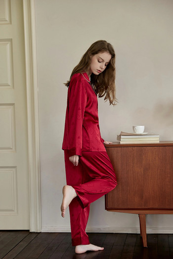 Απαλό σετ γυναικείων πιτζάμες με τύπωμα κόκκινης καρδιάς υψηλής ποιότητας δύο τεμαχίων με μακρύ μανίκι και μακρύ παντελόνι Άνετο ύπνο και καθημερινή ζωή