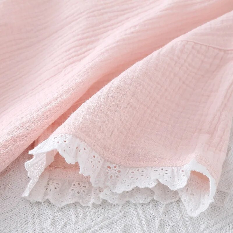 Proljeće/ljeto 2023. Novi ženski komplet pidžama 100% pamuk kratkih rukava + Capris dvodijelni set za kućne salonke s V-izrezom od čipke