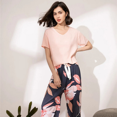 2023. aasta suvi, uued naiste V-kaelusega lehtedega trükitud pidžaamakomplekt Naiste mugavus, lihtsas stiilis magamisriided lahtised pehmed vabaajarõivad kodurõivad