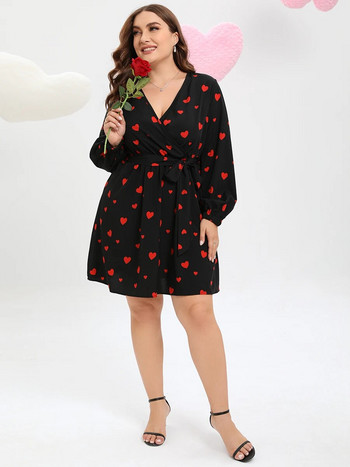 Γυναικεία φορέματα Finjani Plus Size 2023 Summer Allover Heart Print Ζώνη Μίντι Φόρεμα Κομψό Φόρεμα με μοτίβο καρδιάς