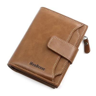 Draw Card Kinnitus Euroopa ja N Tuul kaardipakett Vertikaalne lahtine leht koos kaardimehe rahakotiga